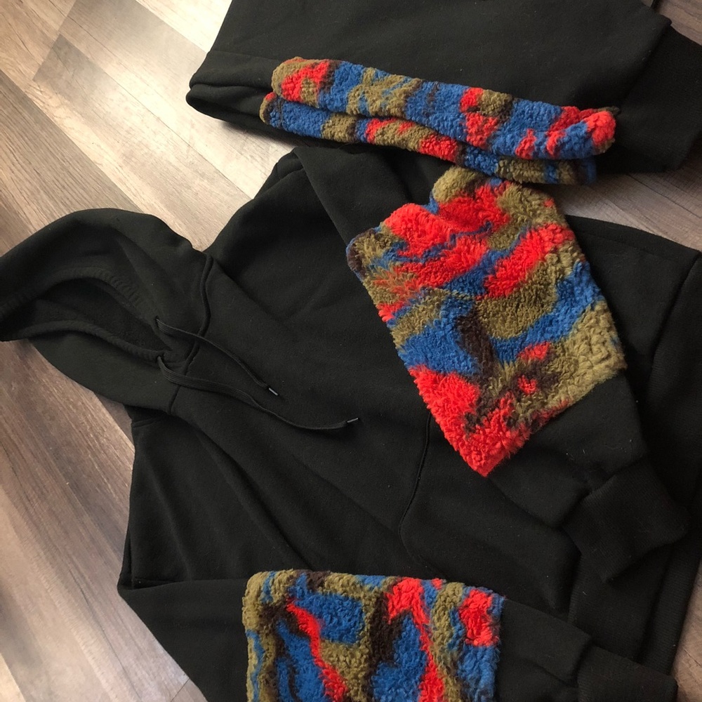 Sweat suit